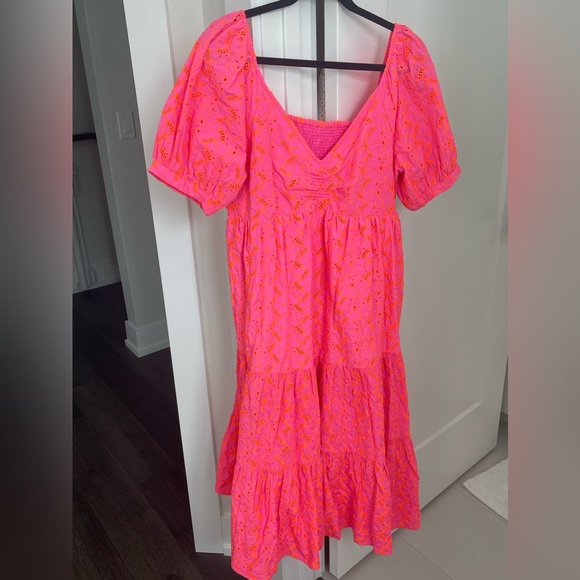 Lilly Pulitzer Dresses & Skirts - Hot pink and orange mid-length Lilly Pulitzer dress. Size 12! Never worn!